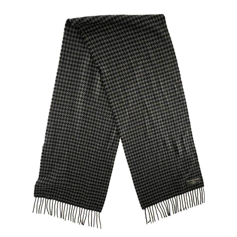 D&Y Softer Than Cashmere Scarf Black Gray Houndstooth Fringed